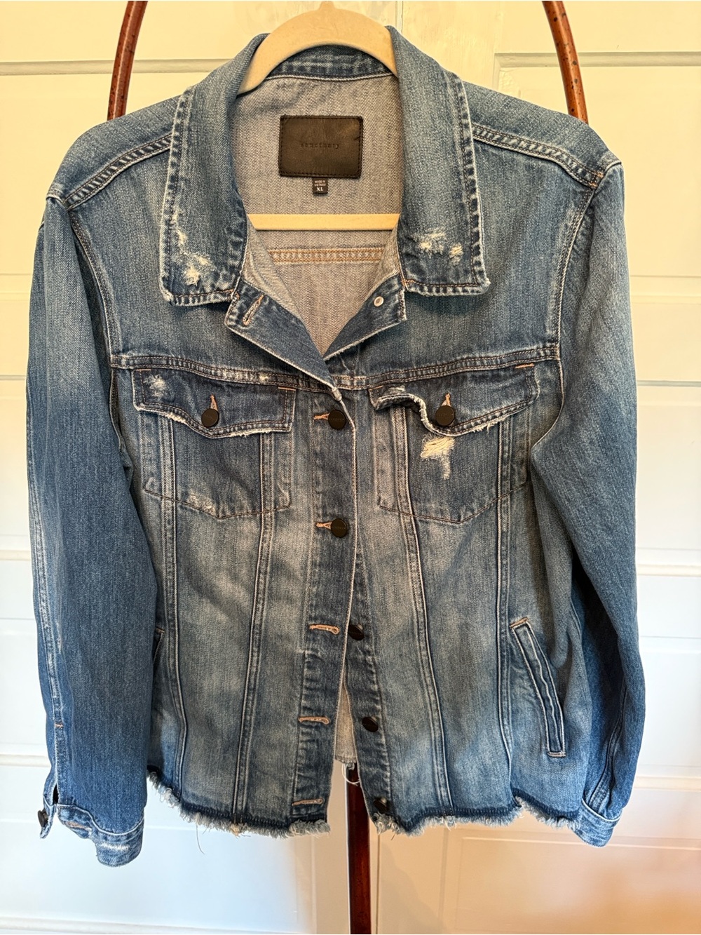 Trucker Distressed jean Jacket XL Raw Hem sanctuary denim Jacket Blue